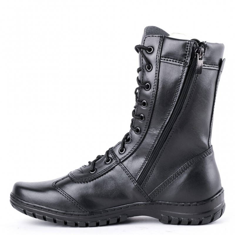 boots with zipper